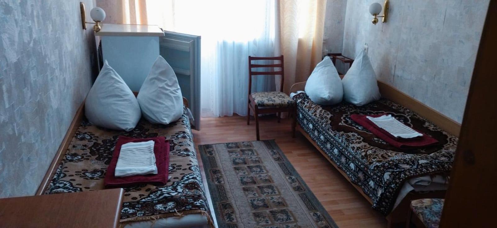 Санаторій Збруч Hotel Szatanyiv Kültér fotó