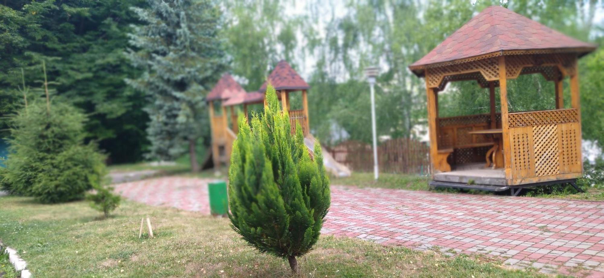 Санаторій Збруч Hotel Szatanyiv Kültér fotó